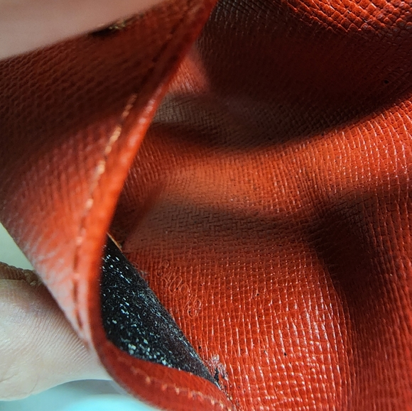 Vtg Louis Vuitton Red Epi 4 Ring Key Holder accessory - Picture 6 of 12